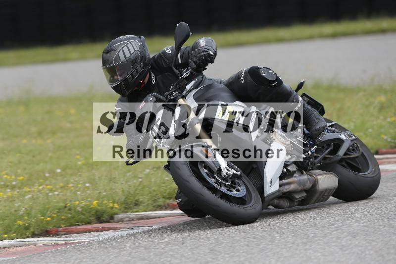 Archiv-2025/22 06.06.2025 DISCOVER the BIKE ADR/Race 3 rot/95